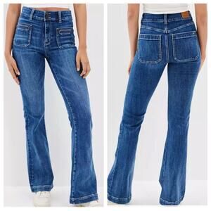 American Eagle Next Level Stretch Super High Rise Flare Jeans Sz 12 Short Retro